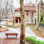 Quiet Studio In The Old Town